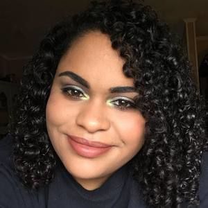 Meet your Posher, Kendra